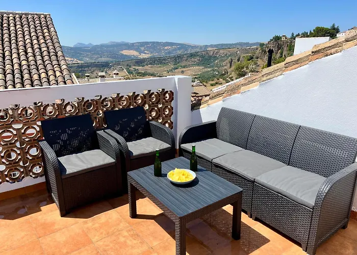 El Rincon Del Puente Nuevo Apartment